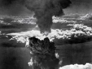 EUA atacam Irã, e Rússia condena: há risco de 3ª Guerra Mundial?