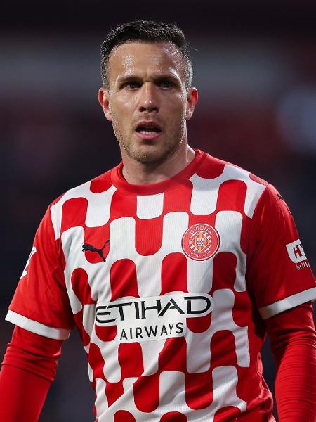 Arthur está ameaçado de rebaixamento na Espanha com o 'ex-sensação' Girona Arthur está ameaçado de rebaixamento na Espanha com o 'ex-sensação' Girona