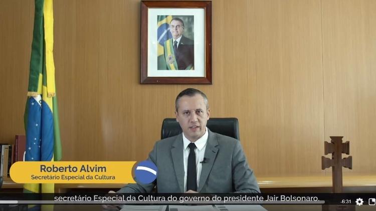 Roberto Alvim, em pronunciamento com plágio de Joseph Goebbels Roberto Alvim, em pronunciamento com plágio de Joseph Goebbels