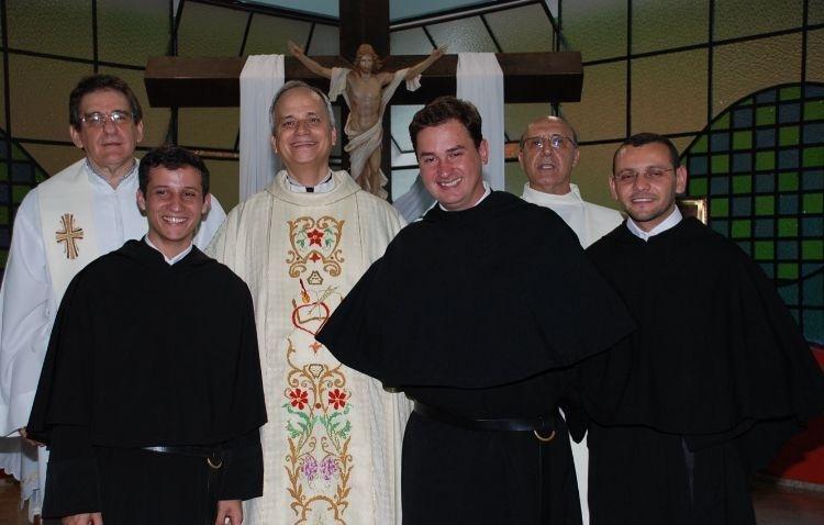 Acervo Província Agostiniana Nossa Senhora da Consolação do Brasil, tirada em Mário Campos (MG) Acervo Província Agostiniana Nossa Senhora da Consolação do Brasil, tirada em Mário Campos (MG)